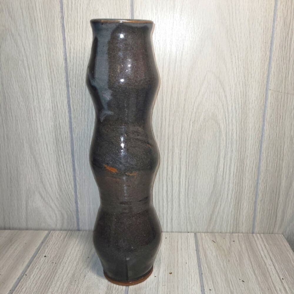 Vtg Handmade Signed Pottery Ribbed Vase Glazed Bubble Art